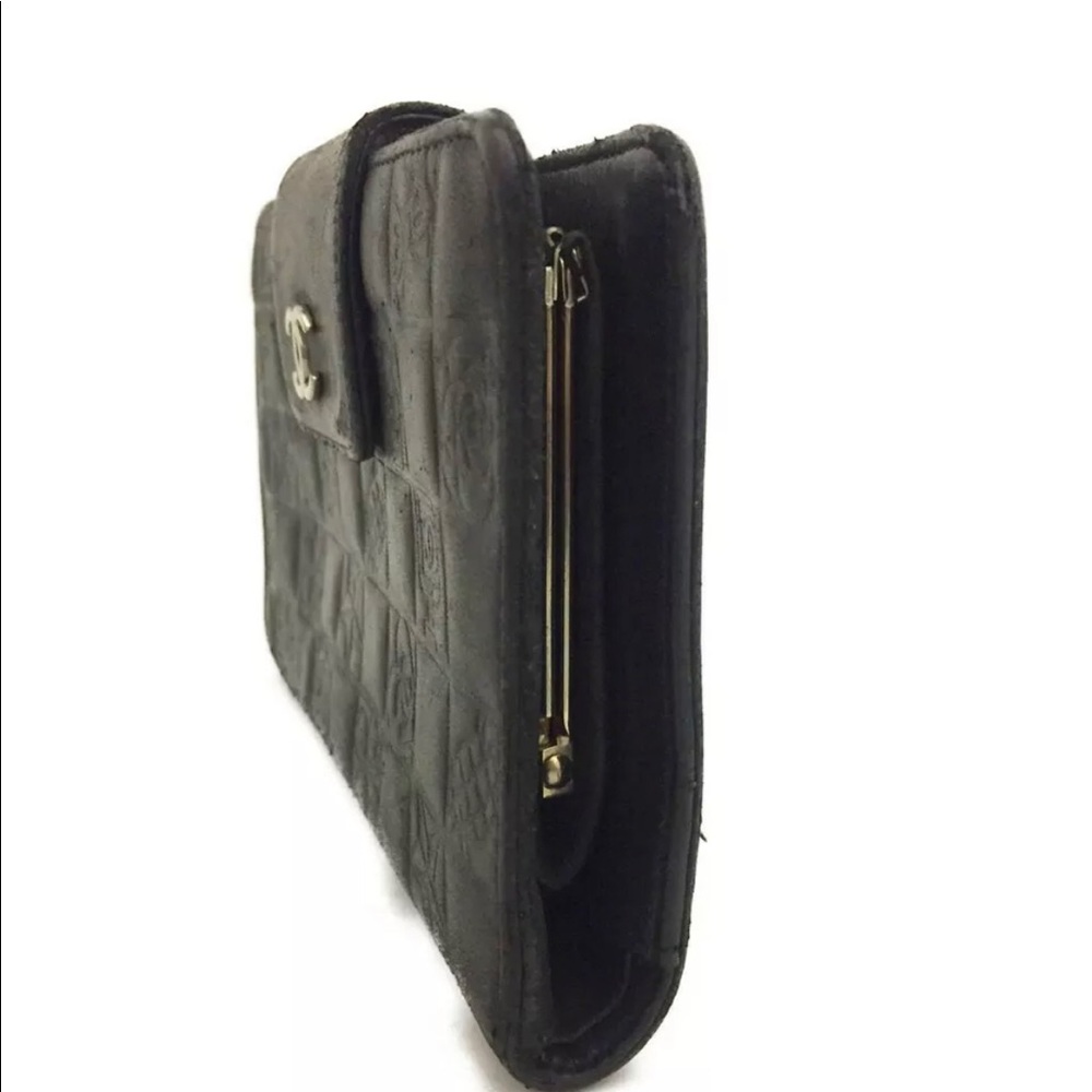 100% authentic Chanel wallet- SOLD - Picture 2 of 6
